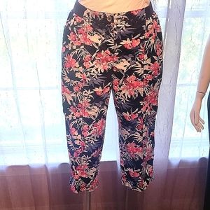 Chico's stretch capris pants